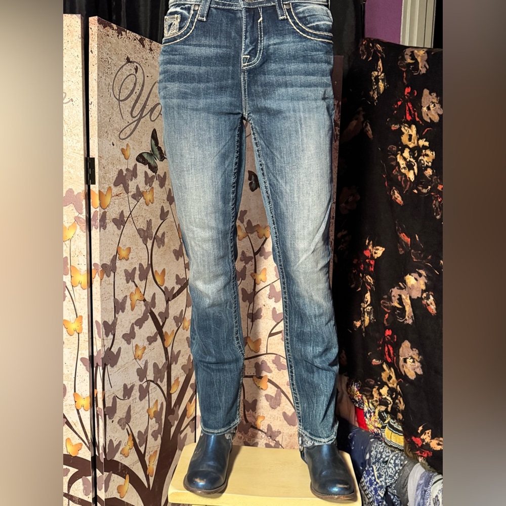 Vigoss Women's Straight Leg Jeans in Blue